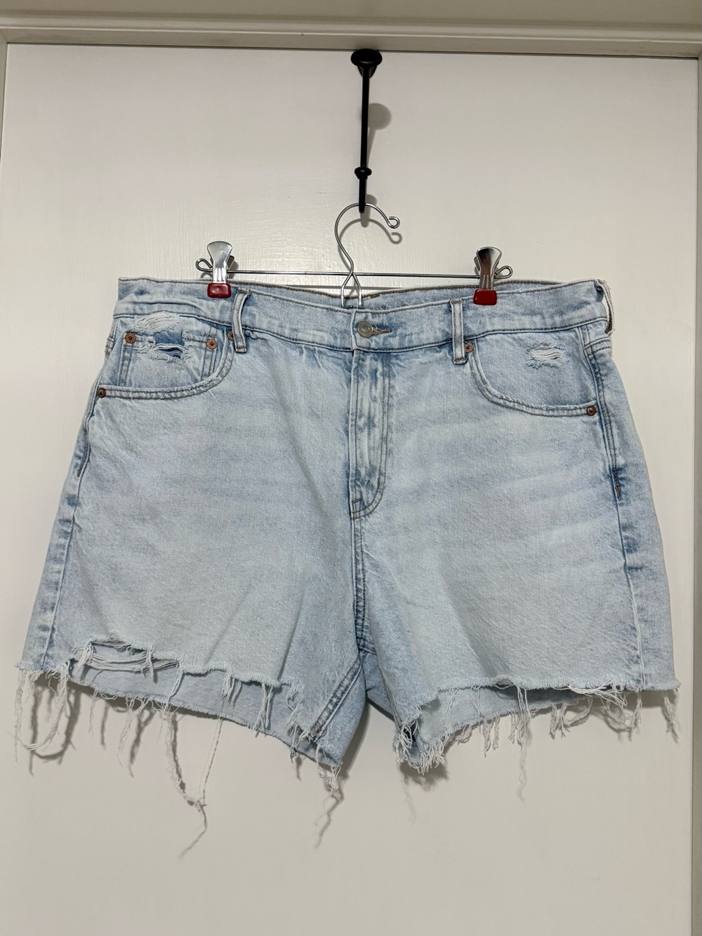 AE Ripped Super High-Waisted Relaxed Short